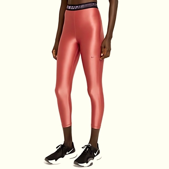 WOMEN NIKE PRO LEGGING. - Picture 1 of 2